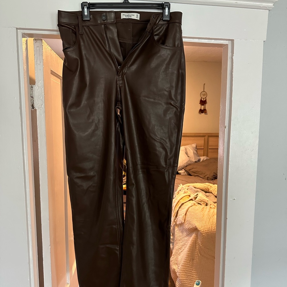 Abercrombie Vegan Leather size 30/10L. read label for description